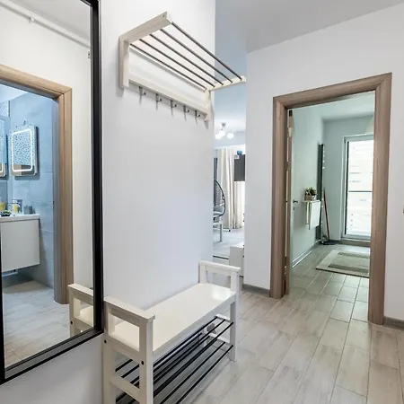 Apartment Lady Sea By Aaa