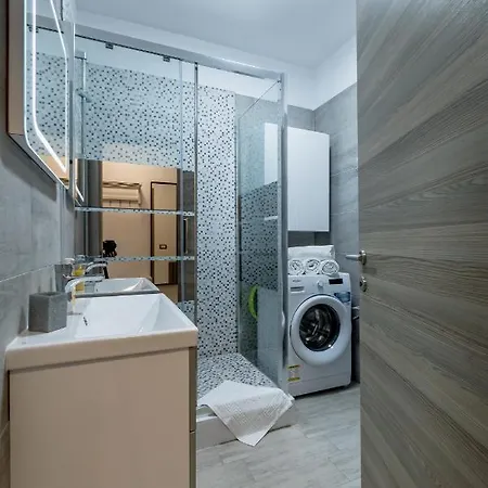 Lady Sea By Aaa Apartment *